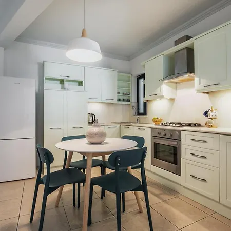 Apartamento Stylish 3 Bedroom - St. Julians - 5 Mins From Balluta Bay St. Julian's